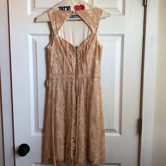 Dress - Picture 2 of 2